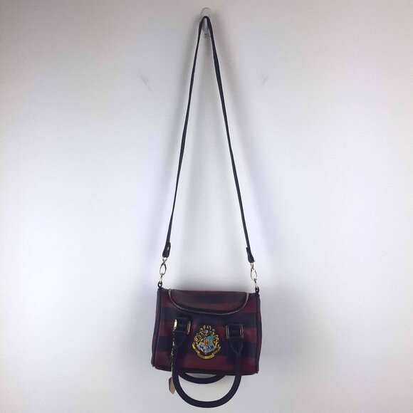 Harry Potter Gryffindor Handbag Maroon Black Striped. Hogwarts Crest Crossbody - Picture 3 of 13